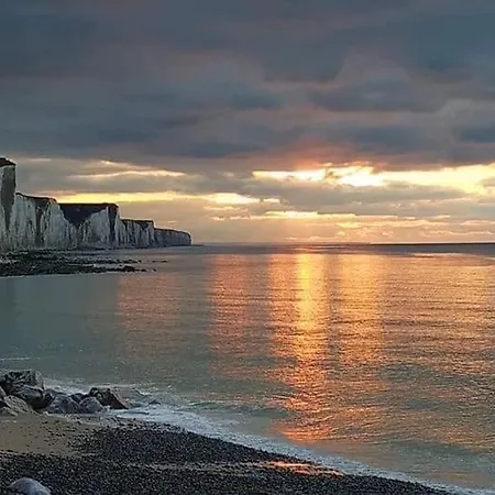 Dom wakacyjny De La Baigneuse Avec Jacuzzi 6 Pers