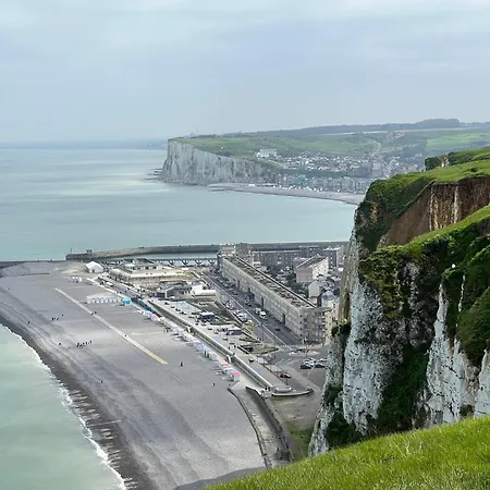 Dom wakacyjny De La Baigneuse Avec Jacuzzi 6 Pers