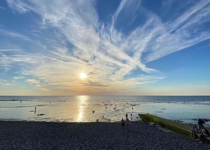 Holiday home De La Baigneuse Avec Jacuzzi 6 Pers Eu (Seine-Maritime)